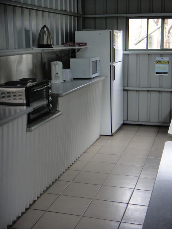 Lake Albert Caravan Park 호텔 매닌지 외부 사진
