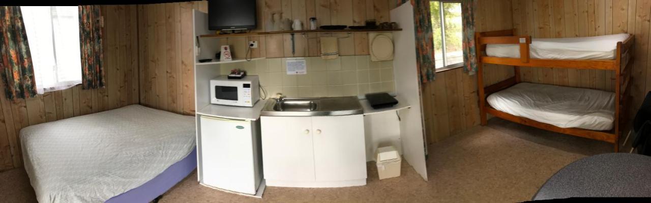 Lake Albert Caravan Park 호텔 매닌지 외부 사진