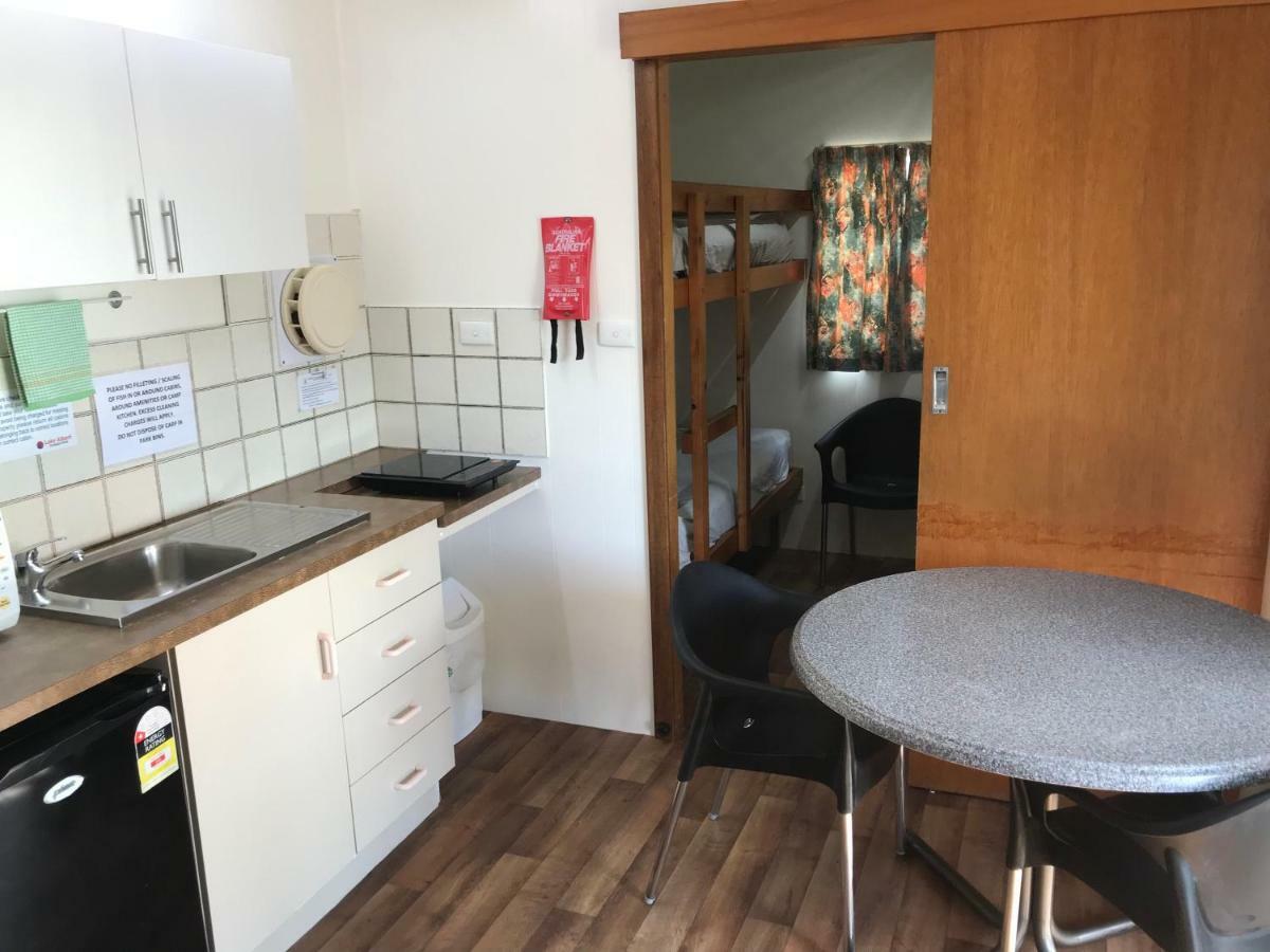 Lake Albert Caravan Park 호텔 매닌지 외부 사진