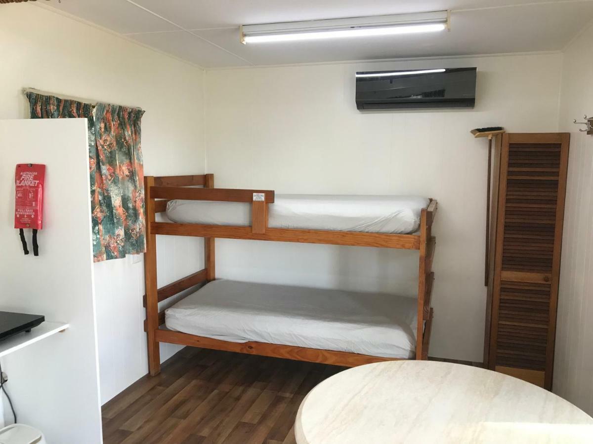 Lake Albert Caravan Park 호텔 매닌지 외부 사진