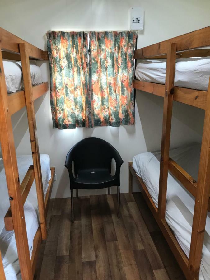 Lake Albert Caravan Park 호텔 매닌지 외부 사진